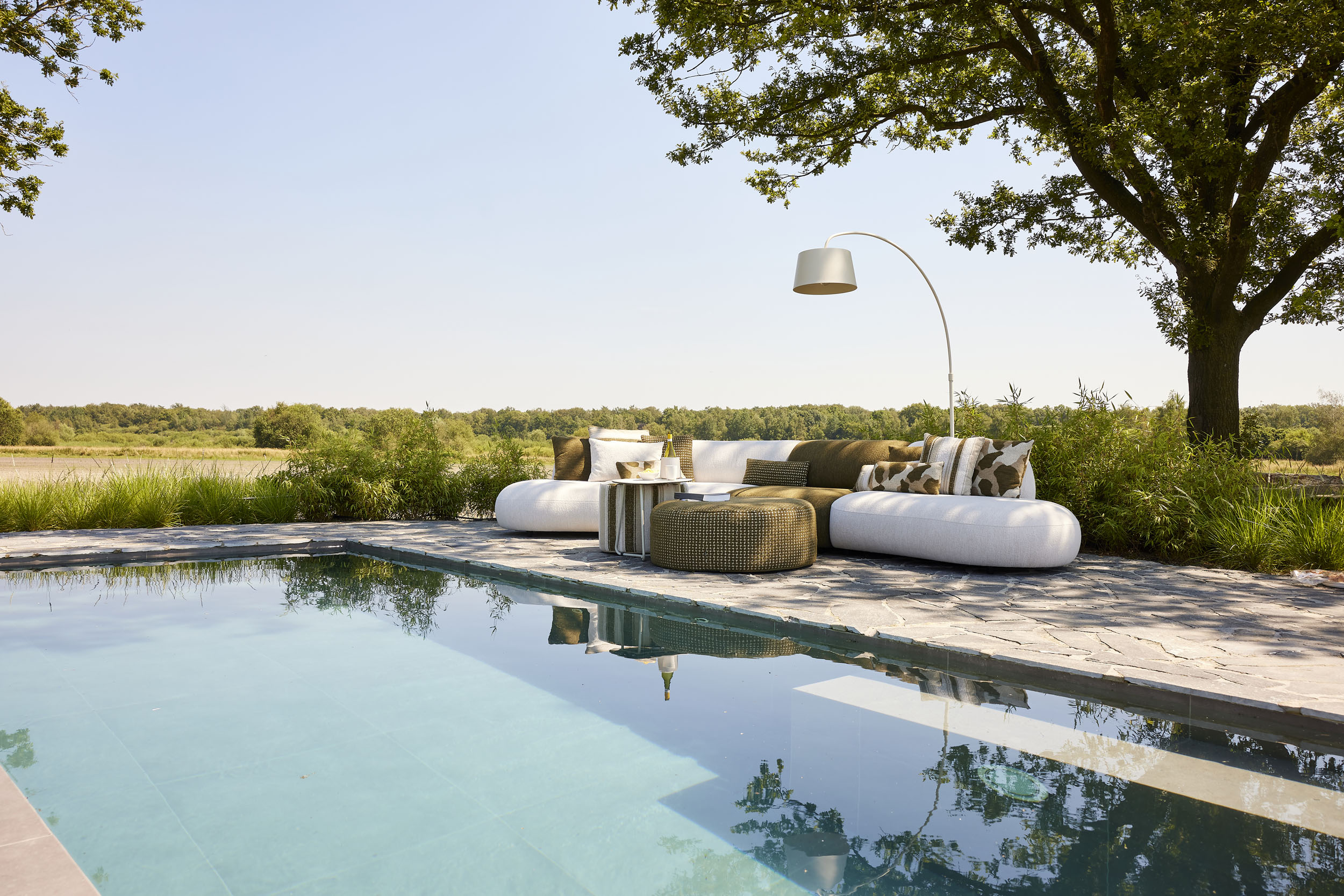 Onyx Sofa - 4